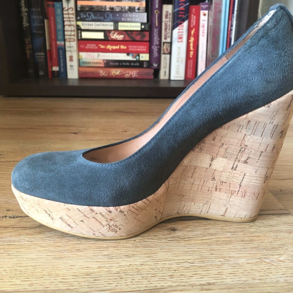 Blue-Grey Stuart Weitzman Corkswoons, size 5.5